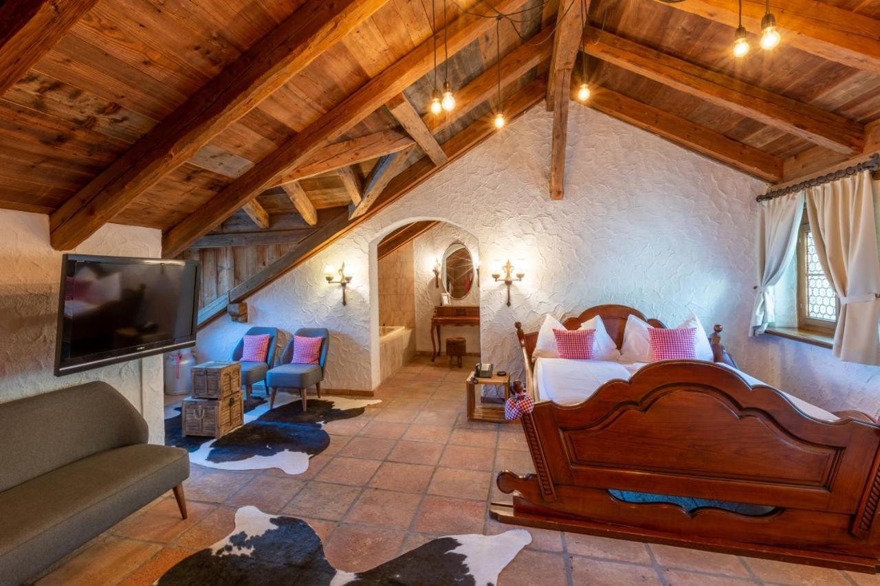 Swiss-Chalet Merlischachen - Historik Chalet-Hotel Lodge Кюснахт Экстерьер фото